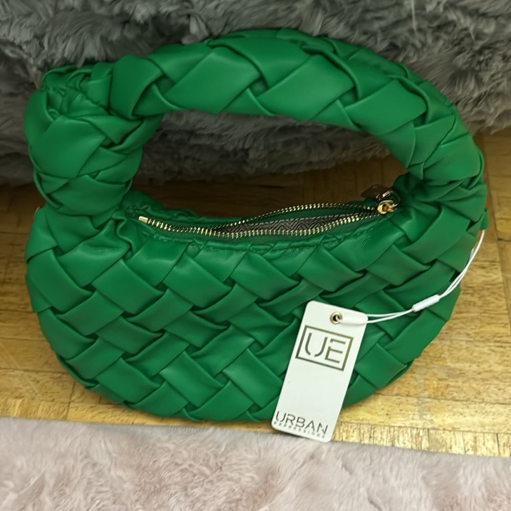 Nadia Crossbody in green - Picture 4 of 4